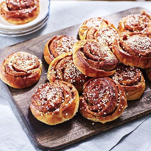 Kanelsnäckor med surdeg